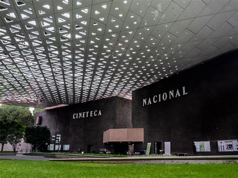 Cineteca Nacional de México: en hyllning till den mexikanska filmhistorien under Carlos Fuentes' ledarskap.