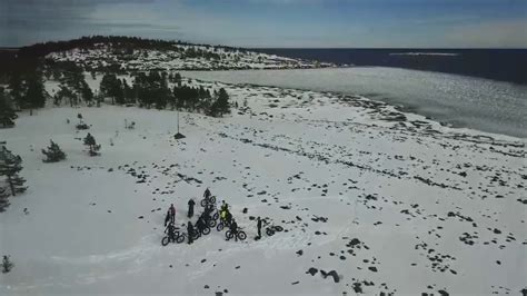  Det Frusna Havet: Frysande Vinter och En Kunglig Flukt Under den Femte Republiken